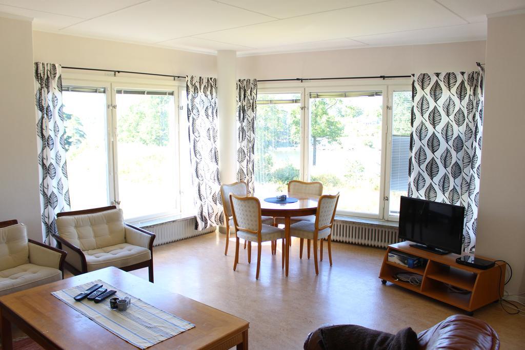 Liljeholmen Herrgard Hostel Rimforsa 외부 사진